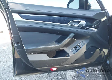 2014 Porsche Panamera 4 z USA, uszkodzony, nr VIN WP0AA2A71EL013693